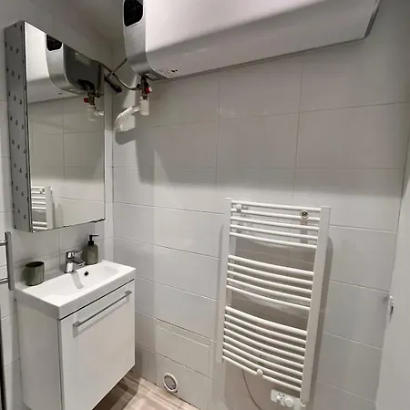 Your Place In * Paris